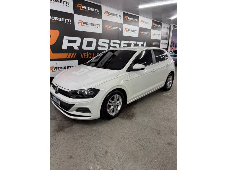 VOLKSWAGEN - POLO - 2017/2018 - Branca - R$ 62.500,00