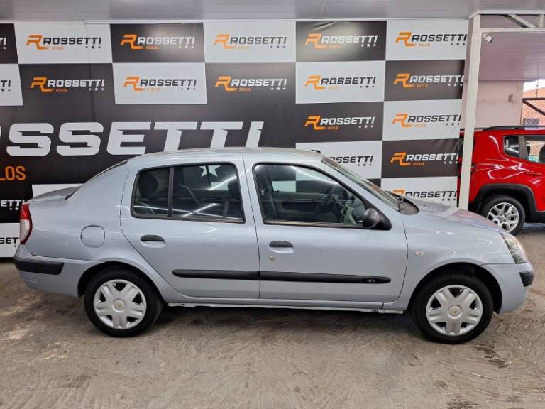RENAULT - CLIO - 2004/2005 - Prata - R$ 19.900,00