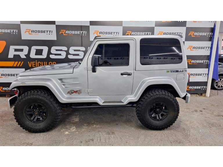 TROLLER - T4 - 2009/2010 - Prata - R$ 120.000,00