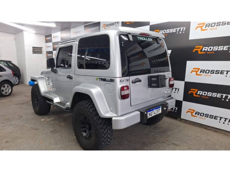 TROLLER - T4 - 2009/2010 - Prata - R$ 120.000,00