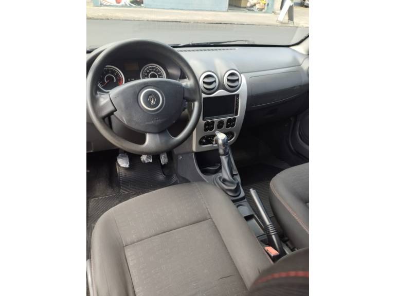 RENAULT - SANDERO - 2009/2010 - Preta - R$ 28.500,00
