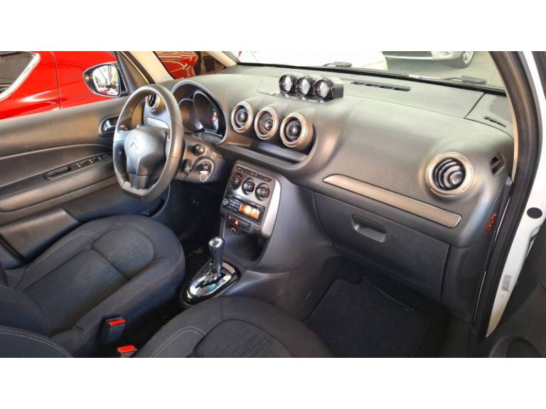 CITROËN - AIRCROSS - 2015/2015 - Branca - R$ 44.900,00