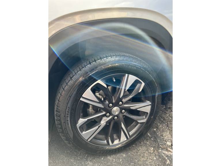 CHEVROLET - TRACKER - 2022/2023 - Cinza - R$ 127.000,00