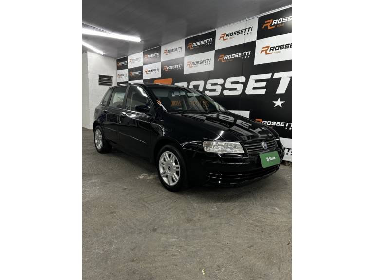 FIAT - STILO - 2004/2004 - Preta - R$ 25.500,00