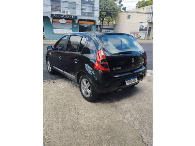 RENAULT - SANDERO - 2009/2010 - Preta - R$ 28.500,00