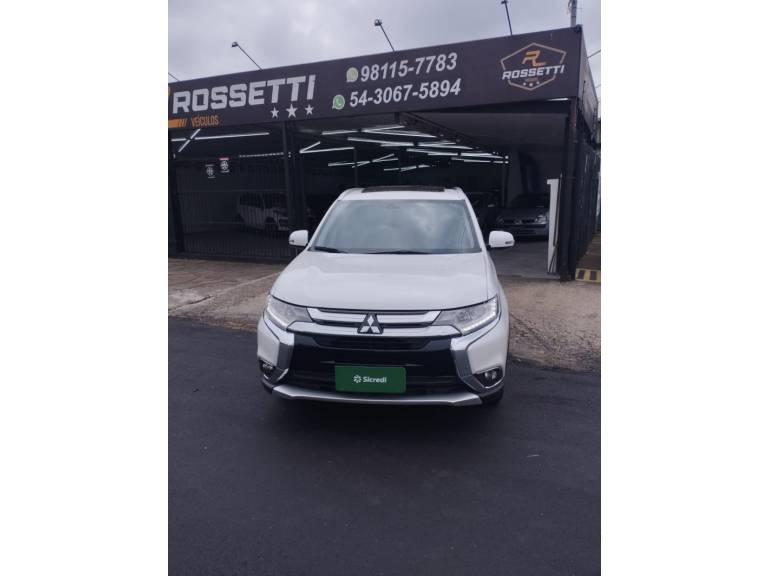 MITSUBISHI - OUTLANDER - 2018/2018 - Branca - R$ 109.900,00
