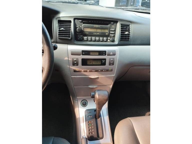 TOYOTA - COROLLA - 2006/2007 - Prata - R$ 40.900,00