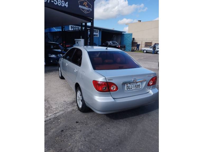 TOYOTA - COROLLA - 2006/2007 - Prata - R$ 40.900,00