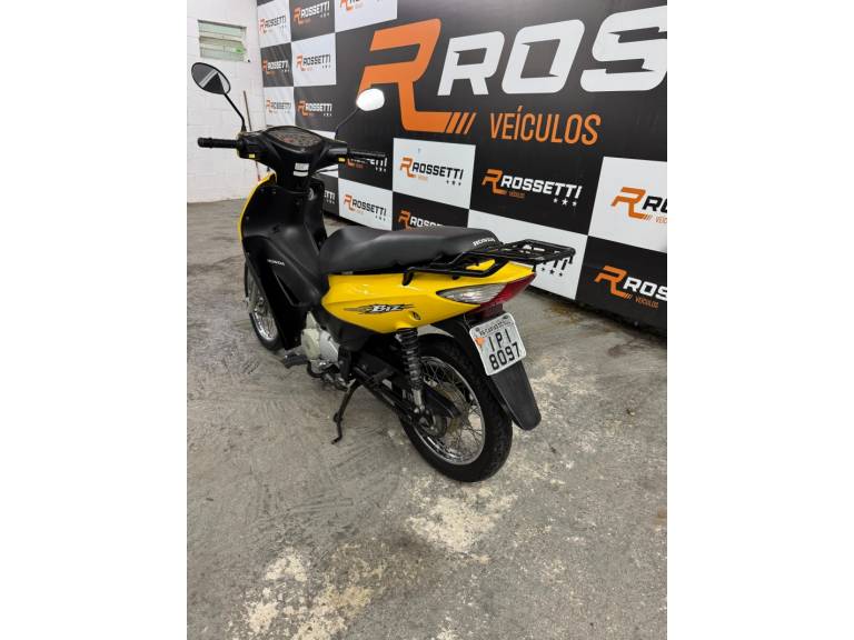 HONDA - BIZ 125 - 2008/2009 - Amarela - R$ 8.990,00