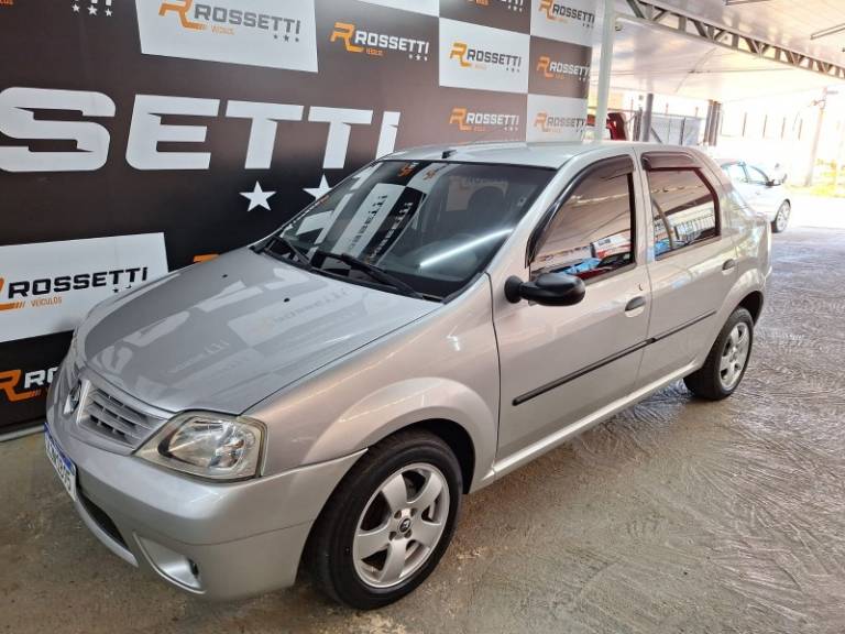 RENAULT - LOGAN - 2008/2009 - Prata - R$ 25.900,00