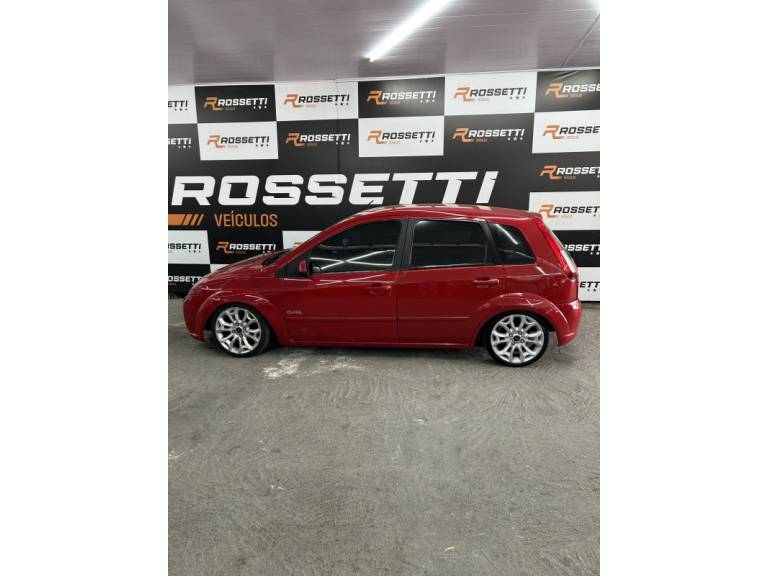 FORD - FIESTA - 2009/2010 - Vermelha - R$ 28.500,00